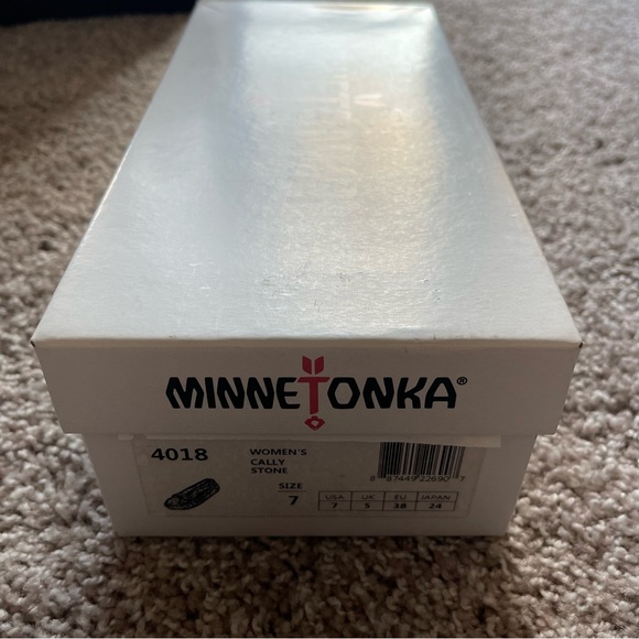 Moccasins - Picture 2 of 7